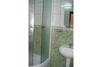 Rumānija Privát Horezu, Eksterjers